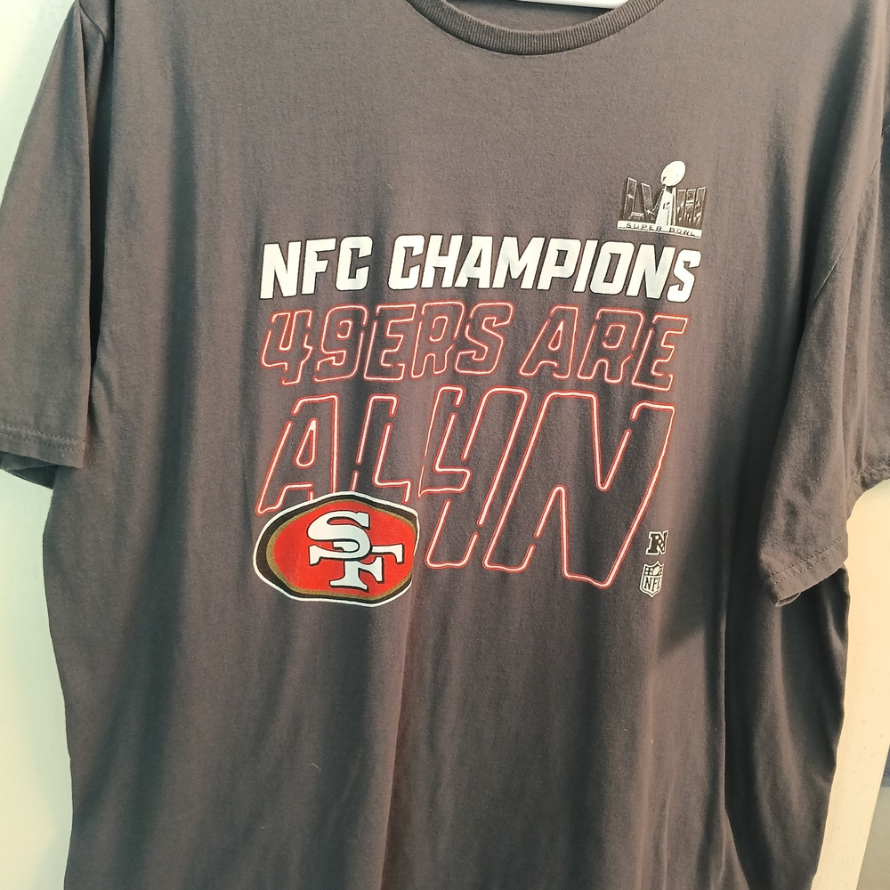 NFL San Francisco 49ers Men's Tee 2XL Fruit Of The Loom